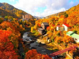 定山渓の紅葉の画像